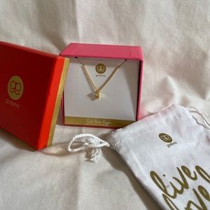 Gorjana gold “J” pendant necklace✨